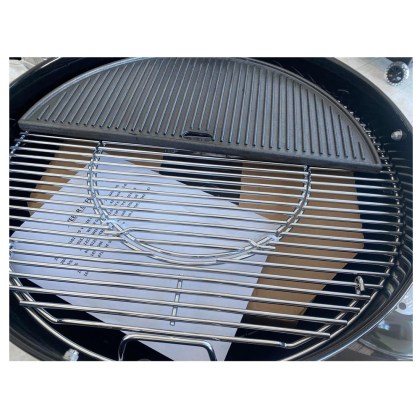 BORMANN HALF-MOON GRILL PLATE (GRILL/SMOOTH) 50x25cm