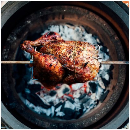 Kamado Joe JoeTisserie - Classic Joe