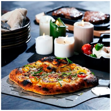 COZZE LIGHTWEIGHT PIZZA PADDLE WITH HOLES 75X40X35 CM - ALUMINIUM
