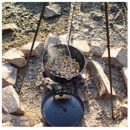 LODGE-110.5-cm-Tripod-for-Camping-02