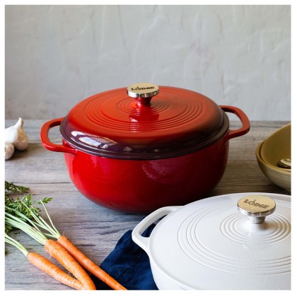 LODGE-5.68-Lt-Dutch-Oven---Red-02