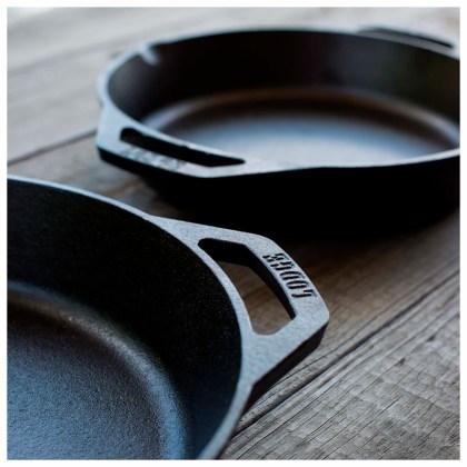 LODGE Cast Iron Pan 2 Handles 26.04 cm