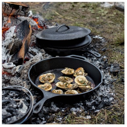LODGE Cast Iron Skillet 33,66 cm