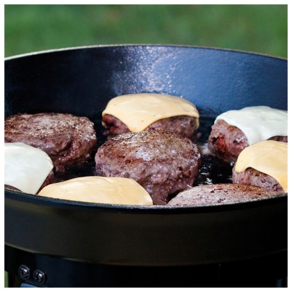 LODGE Cast Iron Skillet 43,18 cm