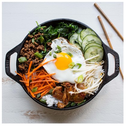 LODGE-Cast-Iron-Wok-22,86-cm-05