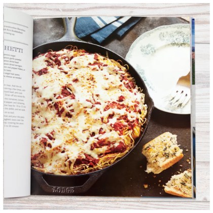 LODGE-Cookbook-Cast-Iron-Nation