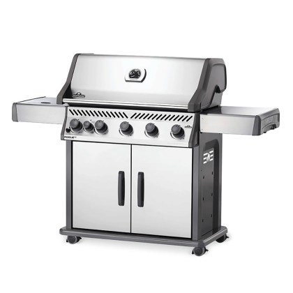 Napoleon-Rogue-625-XT-Stainless-Steel-02