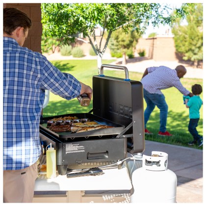 Pit Boss Portable Gas Ultimate Plancha:  3 Burner with Cart (30mb, with Manifold kit)