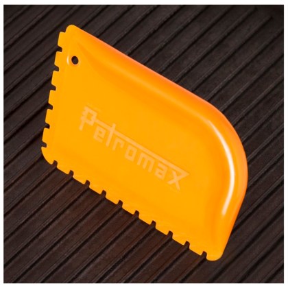 Scraper with Ridges for Cast Iron Petromax