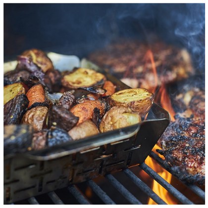 WEBER Deluxe Grilling Basket