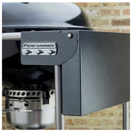 WEBER PERFOMER 57cm Black