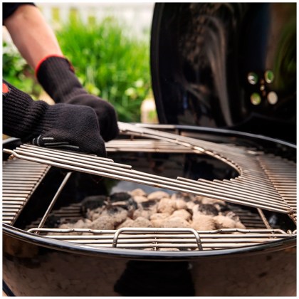 Weber Charcoal Grill Master-Touch CRAFTED 67cm - Black