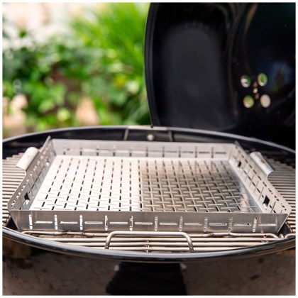 Weber Charcoal Grill Master-Touch CRAFTED 67cm - Black