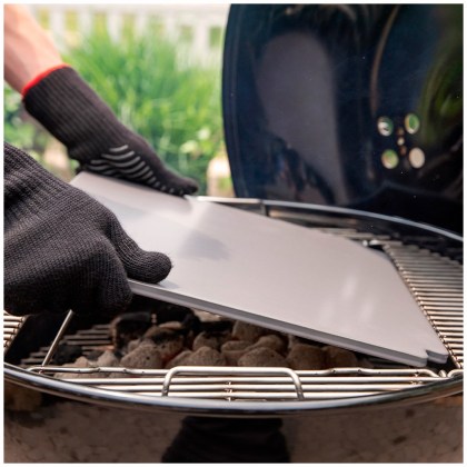 Weber Charcoal Grill Master-Touch CRAFTED 67cm - Black